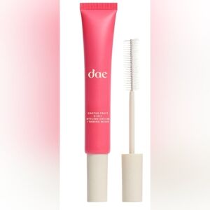 Dae Cactus Fruit 3-in-1 Styling Cream with Taming Wand